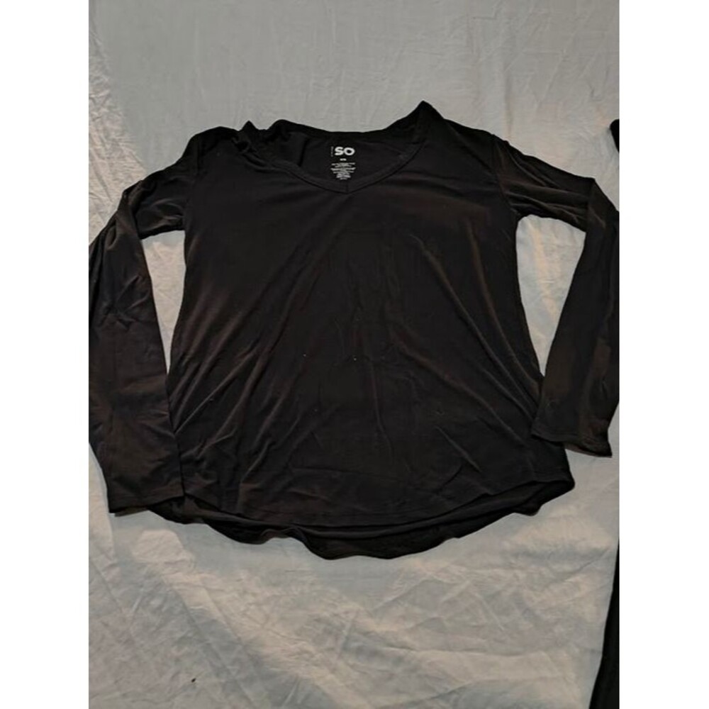 SO Women’s Black Lounge Set – V-Neck Long Sleeve Top (XS) & High Rise 7/8 Leggs